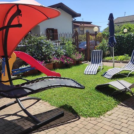 ヴェルバーニアGiorni Felici Tutto Nuovo, Giardino, Parcheggioアパートメント エクステリア 写真